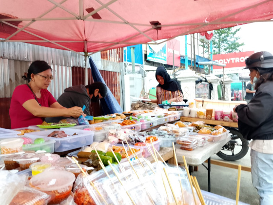 Harga Murah, Penjual Keluhkan Konsumen Sepi