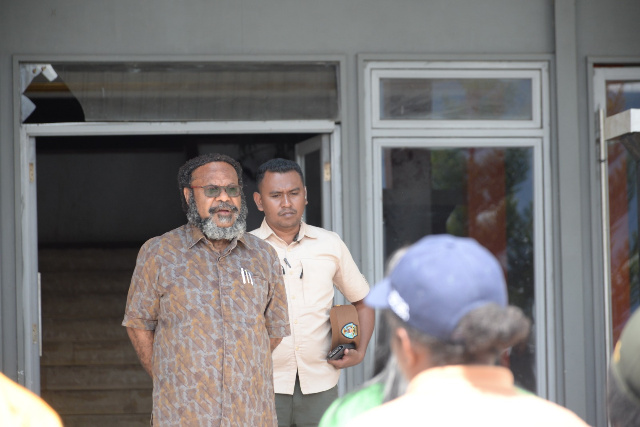 Bupati Willem Wandik Minta ASN Selalu Proaktif ke BPK