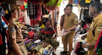 Sejumlah Pedagang di Pasar Sentral Timika Telat Bayar Retribusi