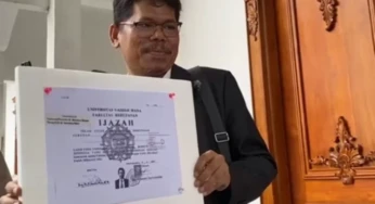 Begini Penampakan Salinan Ijazah Jokowi Terlegalisir Tanpa Sensor di KPU RI