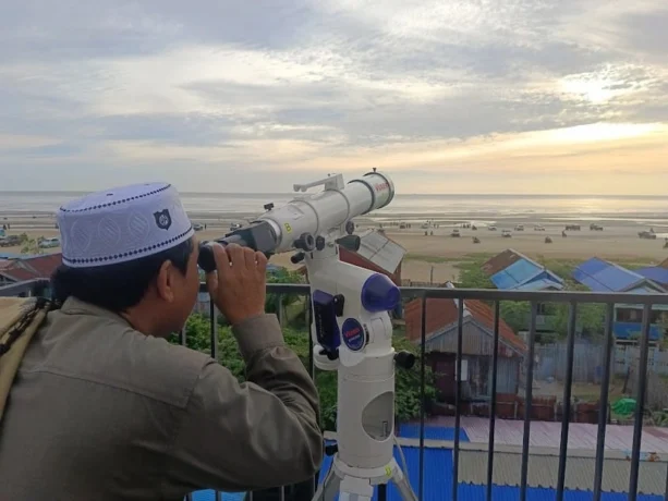 1-Tim Rukyatul Hilal