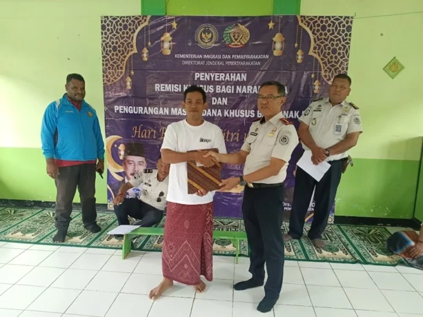 F-BAWAH