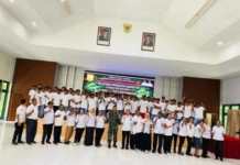 Perkuat Karakter, 54 Pelajar SMA/K Dibina di Lingkungan Militer foto 3 bawah