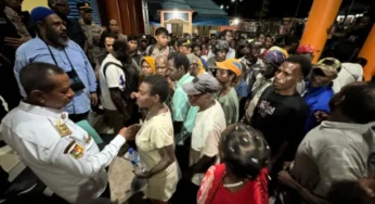 Ribuan Masyarakat Mappi Datangi Gubernur Apolo Sampaikan Aspirasi