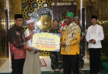 Tingkatkan Kepedulian Lingkungan dan Kehidupan Sosial Foto kanan