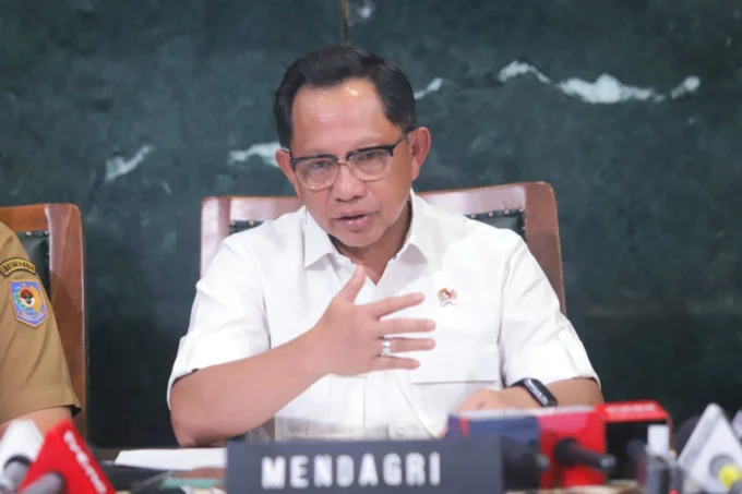 1-TITO KARNAVIAN