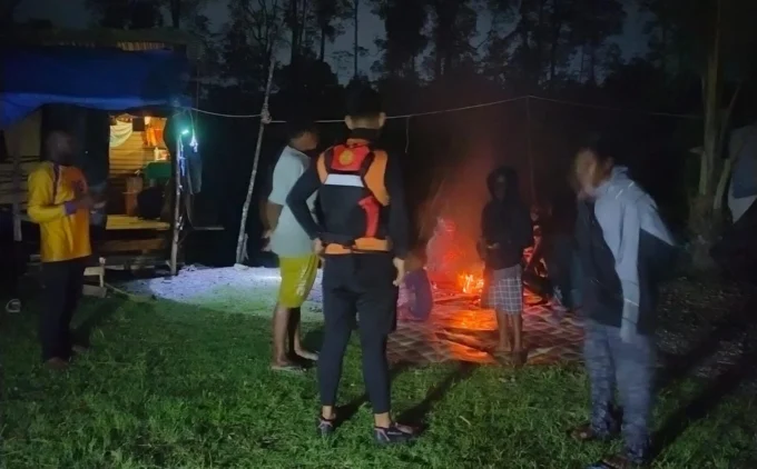 F-BAWAH