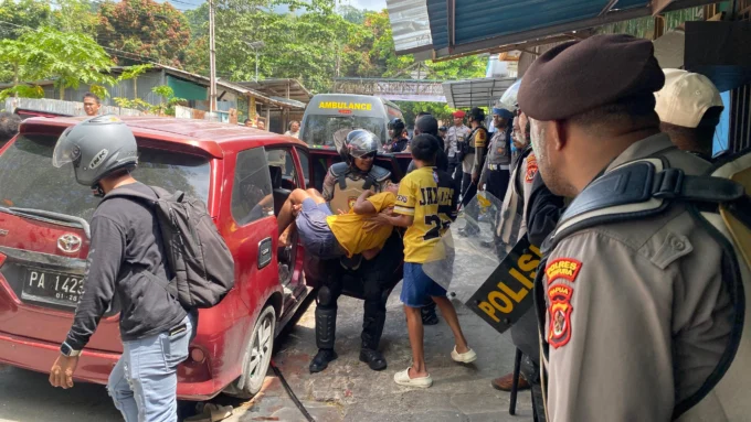 Masyarakat Sipil Jadi Korban Gas Air Mata