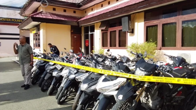 Pelaku Pengibaran Bintang Kejora di Stadion LE Jadi DPO