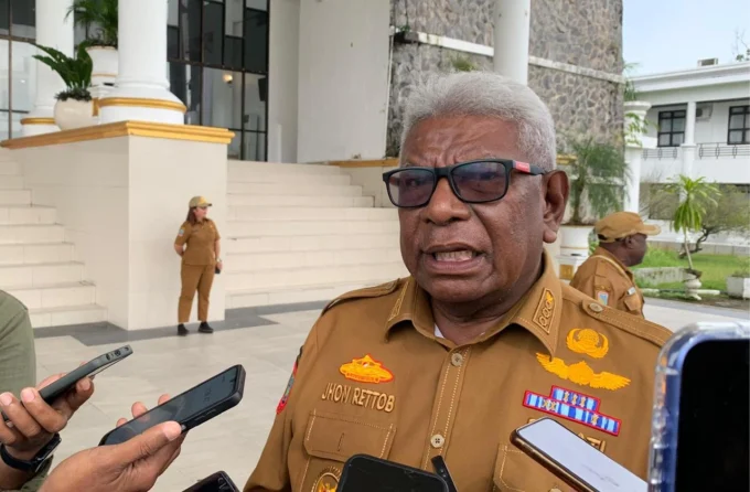 Bupati Mimika: Kelola Sampah Lewat Distrik, Pengusaha Bandel Izin Dicabut