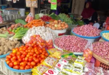 Harga Bapok di Pasar Melejit, Pedagang Mengeluh Sepi Pembeli foto 3 tengah