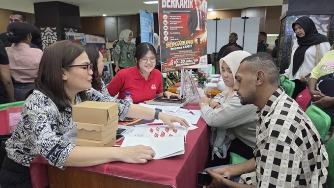 PLN, Hotel dan Bank Jadi Incaran Ribuan Pencaker
