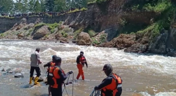 Hari Ketiga Pencarian Korban Jembatan Putus Belum Membuahkan Hasil