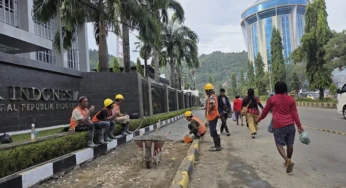 Bekerja Bukan Lagi Soal Ideal, Tapi Kebutuhan yang Tak Bisa Ditunda