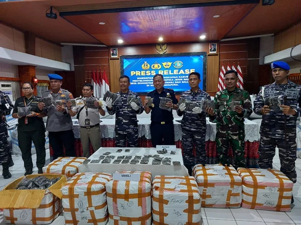 Penyelundupan Vanili dan Pakaian Bekas Senilai Rp1,5 Miliar Digagalkan