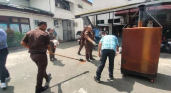 Kejari Musnahkan Barang Bukti 62 Perkara Inkracht