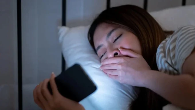 Begadang Jadi Pemicu Obesitas, Diabetes, dan Serangan Jantung