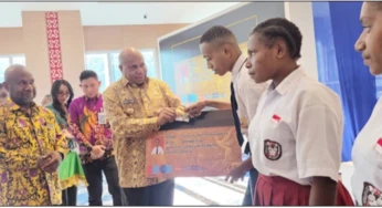 Tingkatkan Kualitas SDM Papua Lewat Kartu Pace-Mace