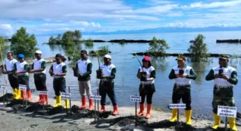 3.000 Pohon Mangrove Ditanam di Pesisir Sanggei
