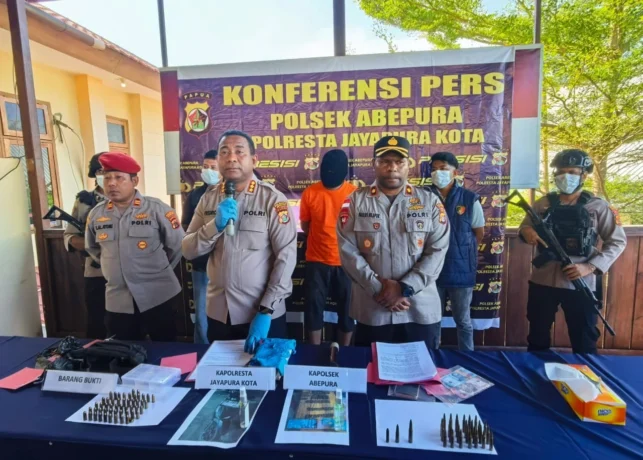 Seorang Sopir Maxim Dibekuk Terciduk Jual Puluhan Amunisi