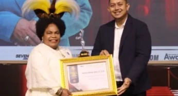 Nerlince Wamuar Rollo Raih Penghargaan Nasional