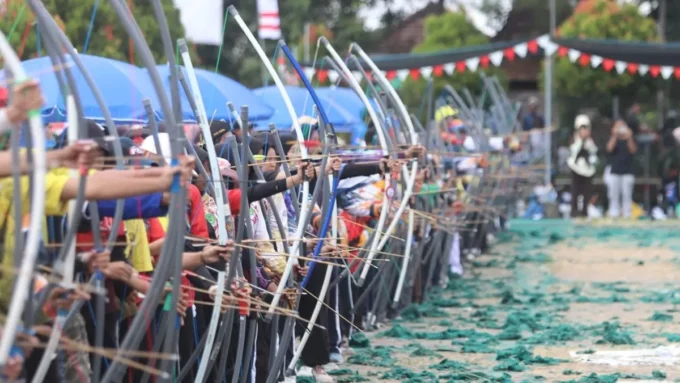 Bukan Busur Jutaan Melainkan Berbahan Pipa Paralon