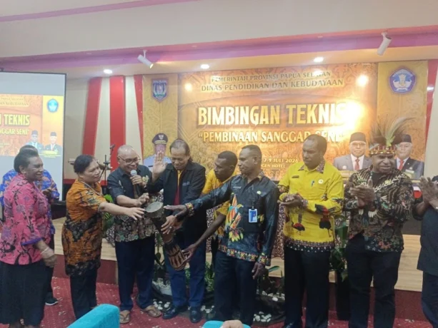 F-BAWAH