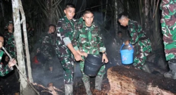 Prajurit Yonif TP 814/JZA Berhasil Padamkan Kebakaran Hutan di Yapsi