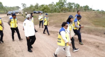 Wamendagri dan Wamen PU Tinjau Infrastruktur Jalan hingga Embung Efata di Merauke