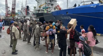 Aparat Gabungan Sita 114 Liter Miras Sopi di Pelabuhan Pomako