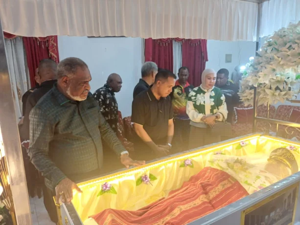 MR Kambu Meninggal, ABR: Kota Jayapura Berduka
