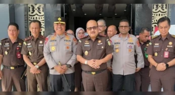 Setelah Pusat Giliran Daerah Sowan Sowanan
