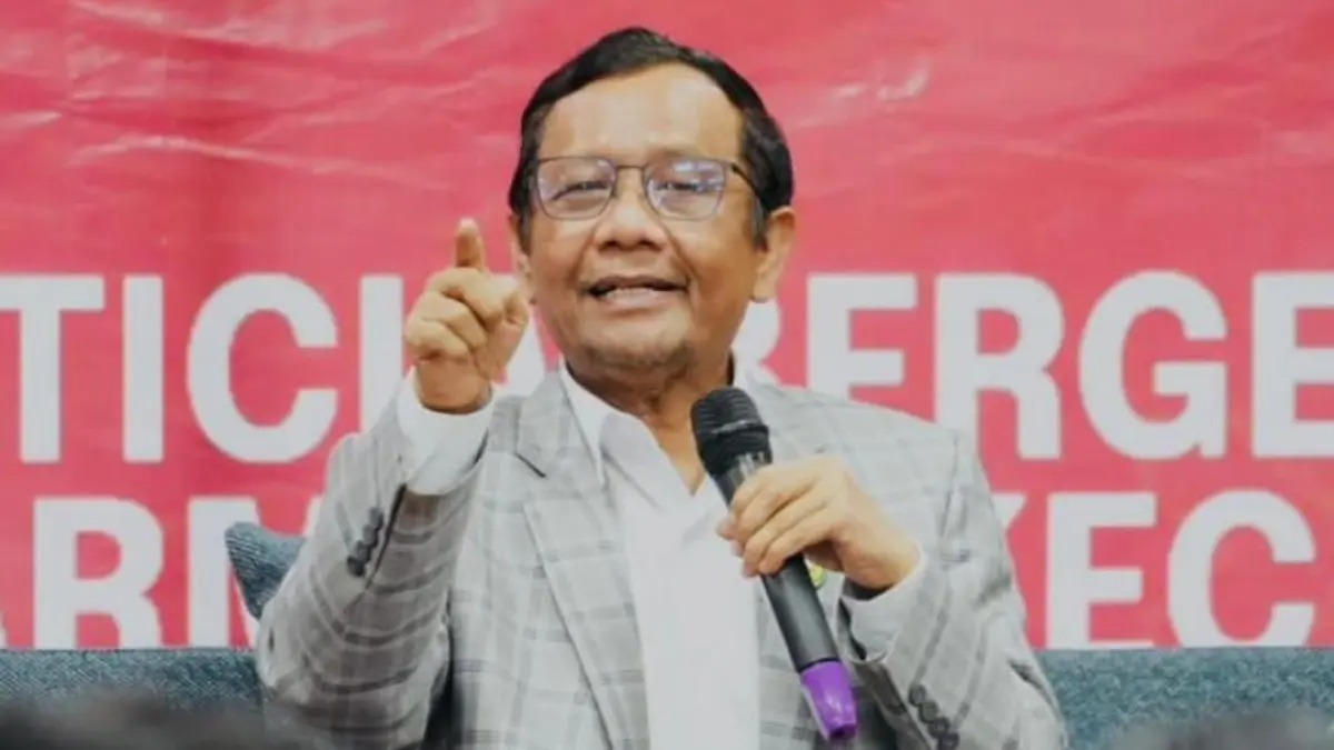 Mahfud MD Heran Soal Tepung Ubi Atasi Karhutla