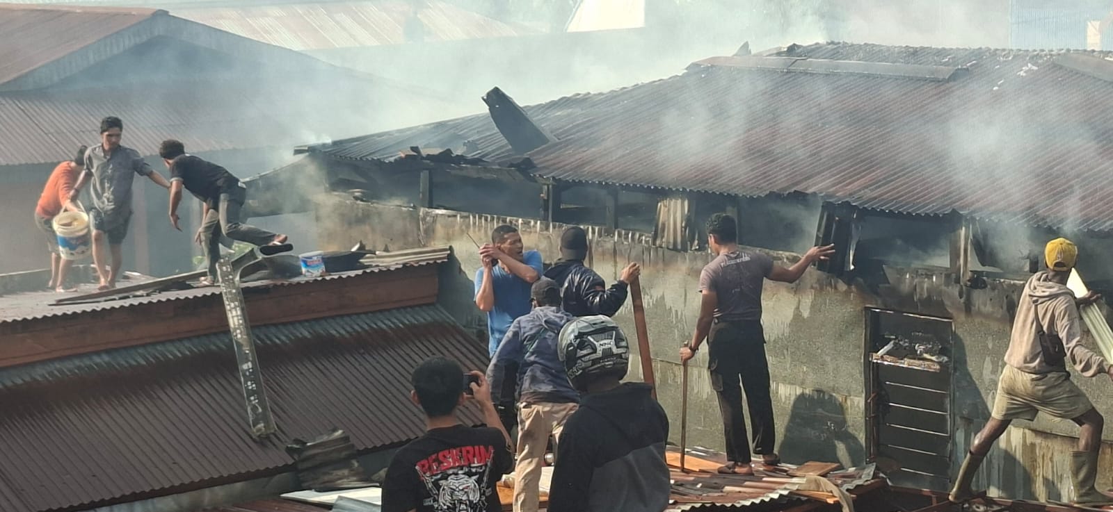 Empat Rumah Kontrakan di Gang Nirwana Ludes Terbakar