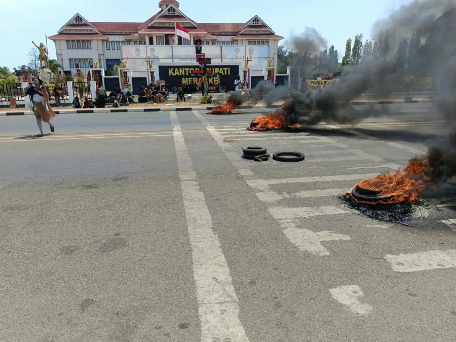 Aksi Demo Tolak Tolak PSN dan Pencabutan SK Bupati Kembali Digelar